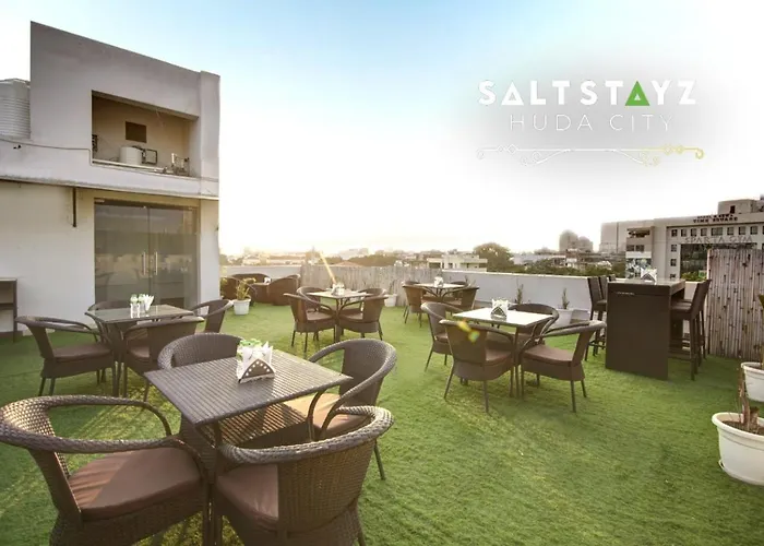 Saltstayz Select - Near Millennium City Centre