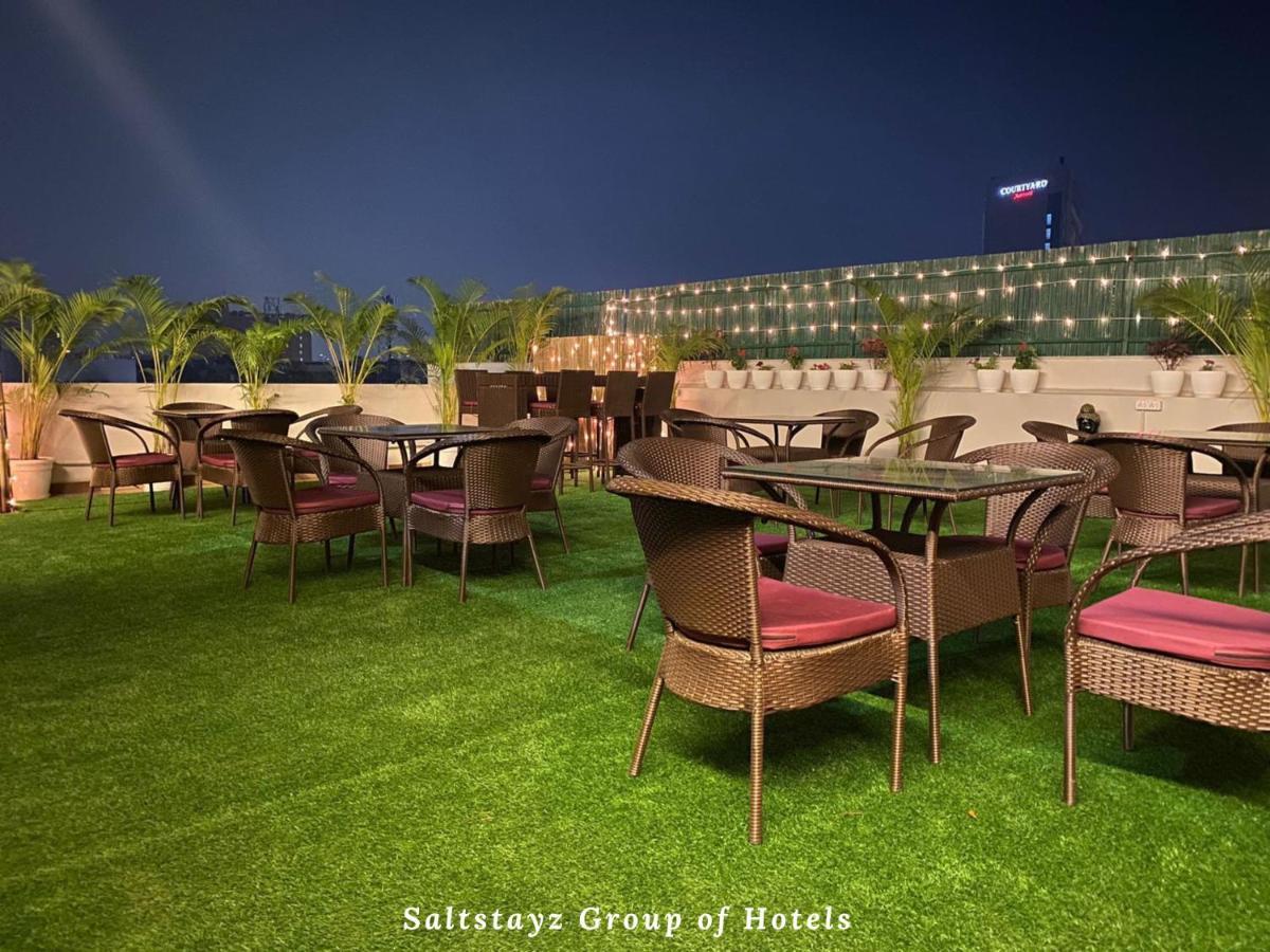 Saltstayz Select - Near Millennium Centre Gurgaon