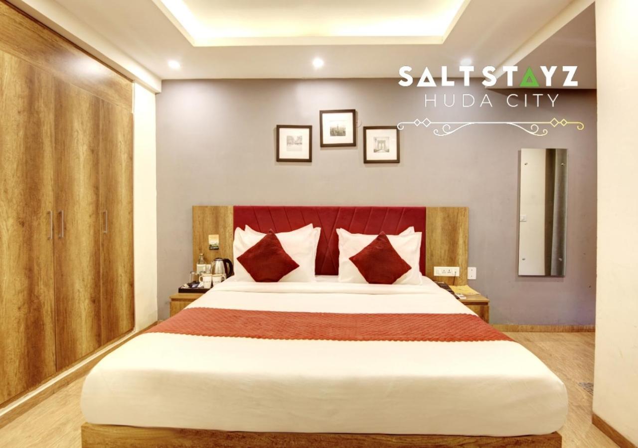 Saltstayz Select - Near Millennium Centre Hotel 3*