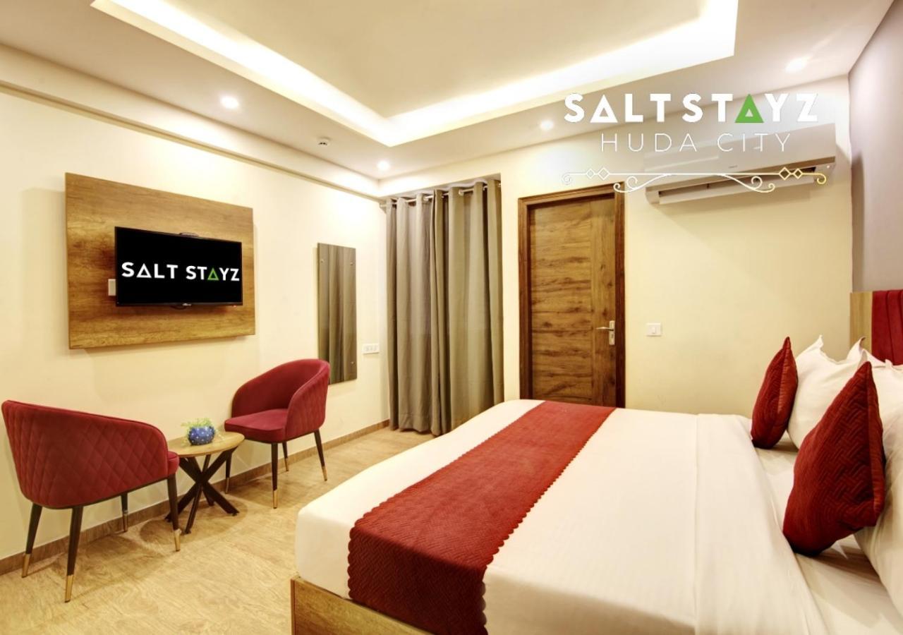 Saltstayz Select - Near Millennium Centre 3*